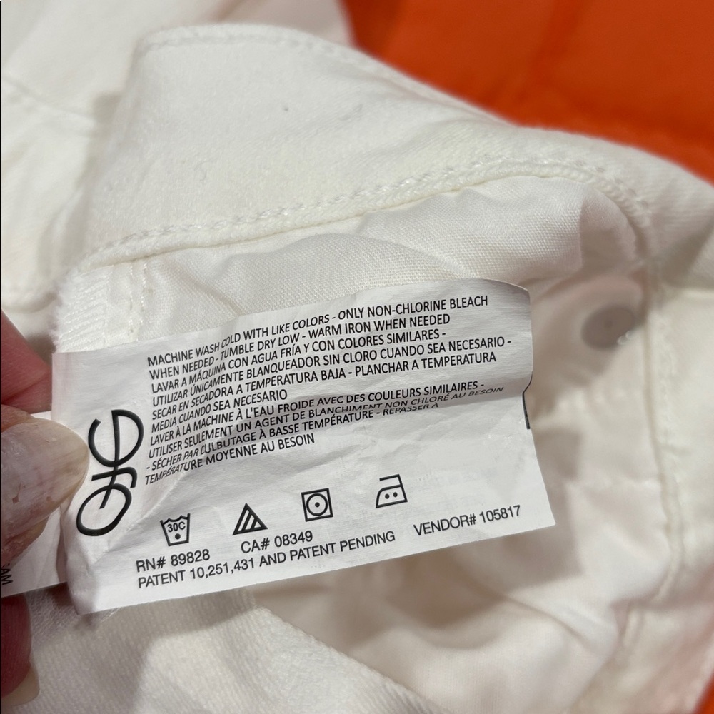 Nine West NWT
White Gramercy Crop Jeans - Picture 7 of 8